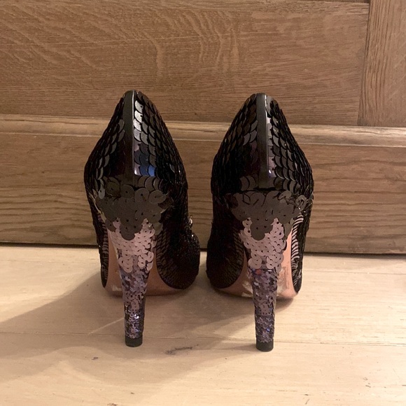 Worn once Miu Miu black/purple sequin pump 5 - Picture 2 of 4